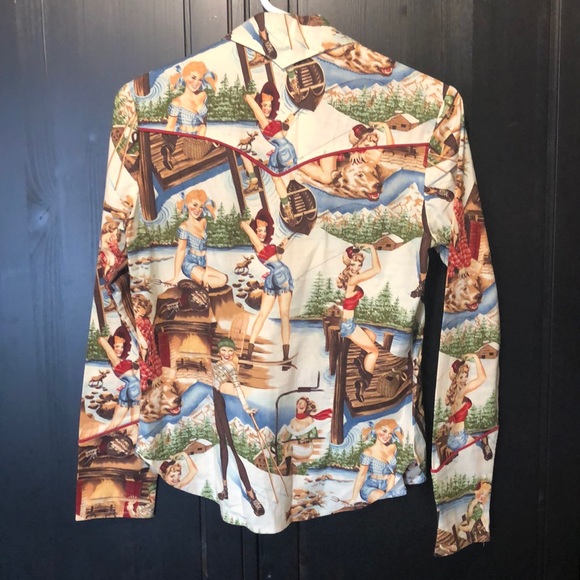 Cowboy style pinup print button up 🤠 - Picture 4 of 4